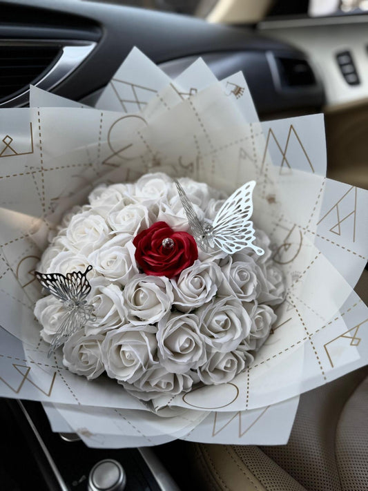 Buchet de trandafiri PURE SOUL